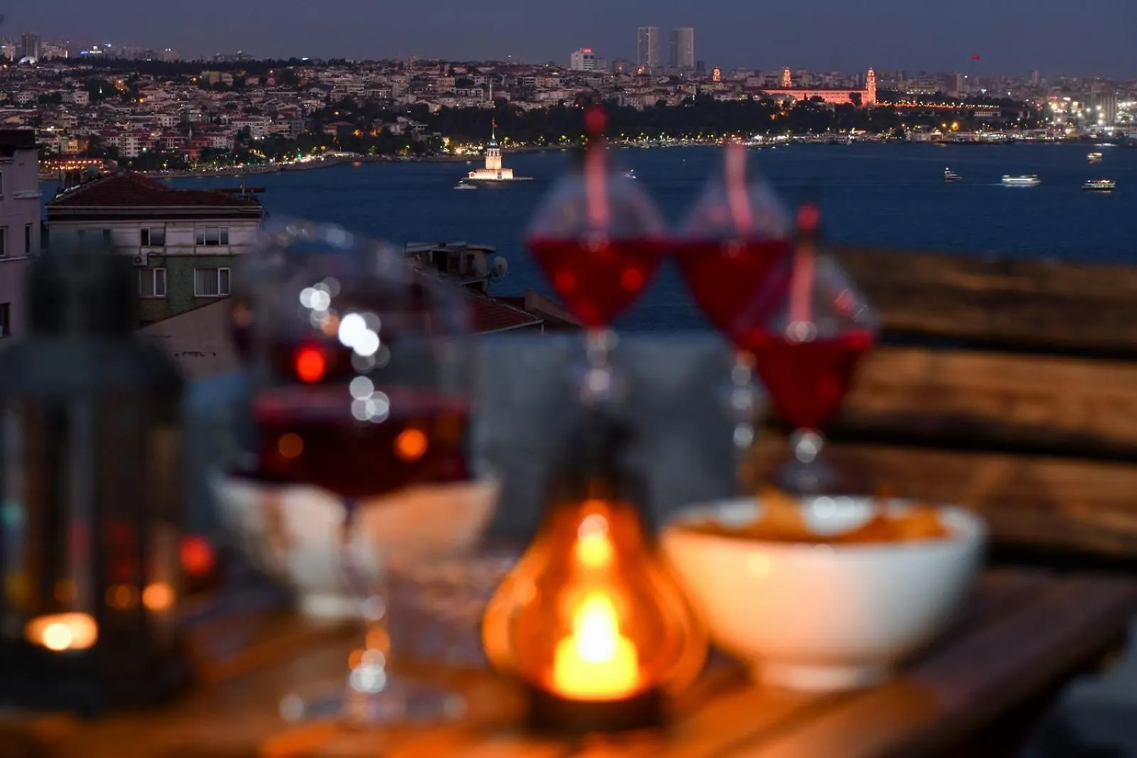 Apartment The Maiden Tower From Your Bedroom Romantic View, In Taksim Square Istanbul Turkey